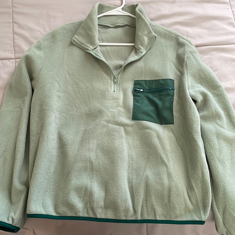 Women’s pullover
